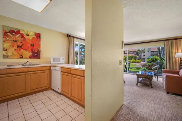 $889,000 | 4-1250 Kuhio Highway, Unit J107, Kapaa, HI 96746