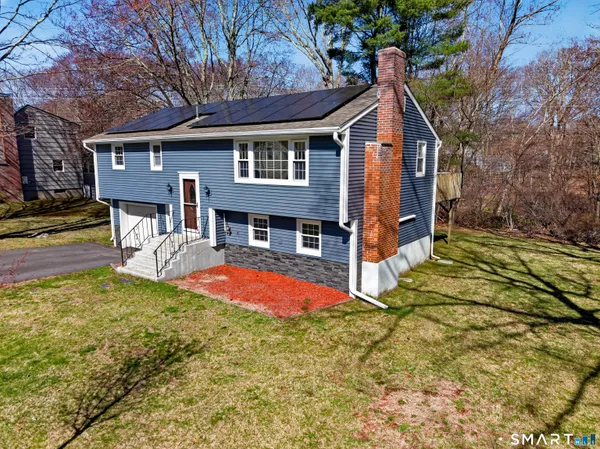 $349,900 | 36 Beechwood Drive, Colchester, CT 06415