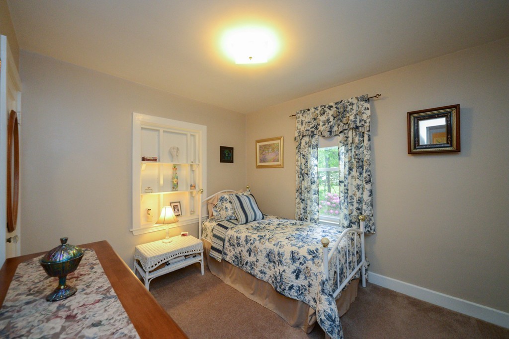34 Oakhurst Road Hopkinton, MA 01748 - Photo 19 of 27 Gallery Image 19