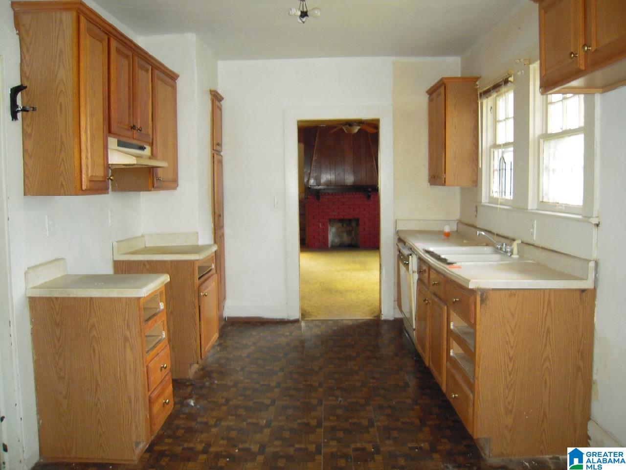 607 8th Street Birmingham, AL 35228 - Photo 6 of 7
