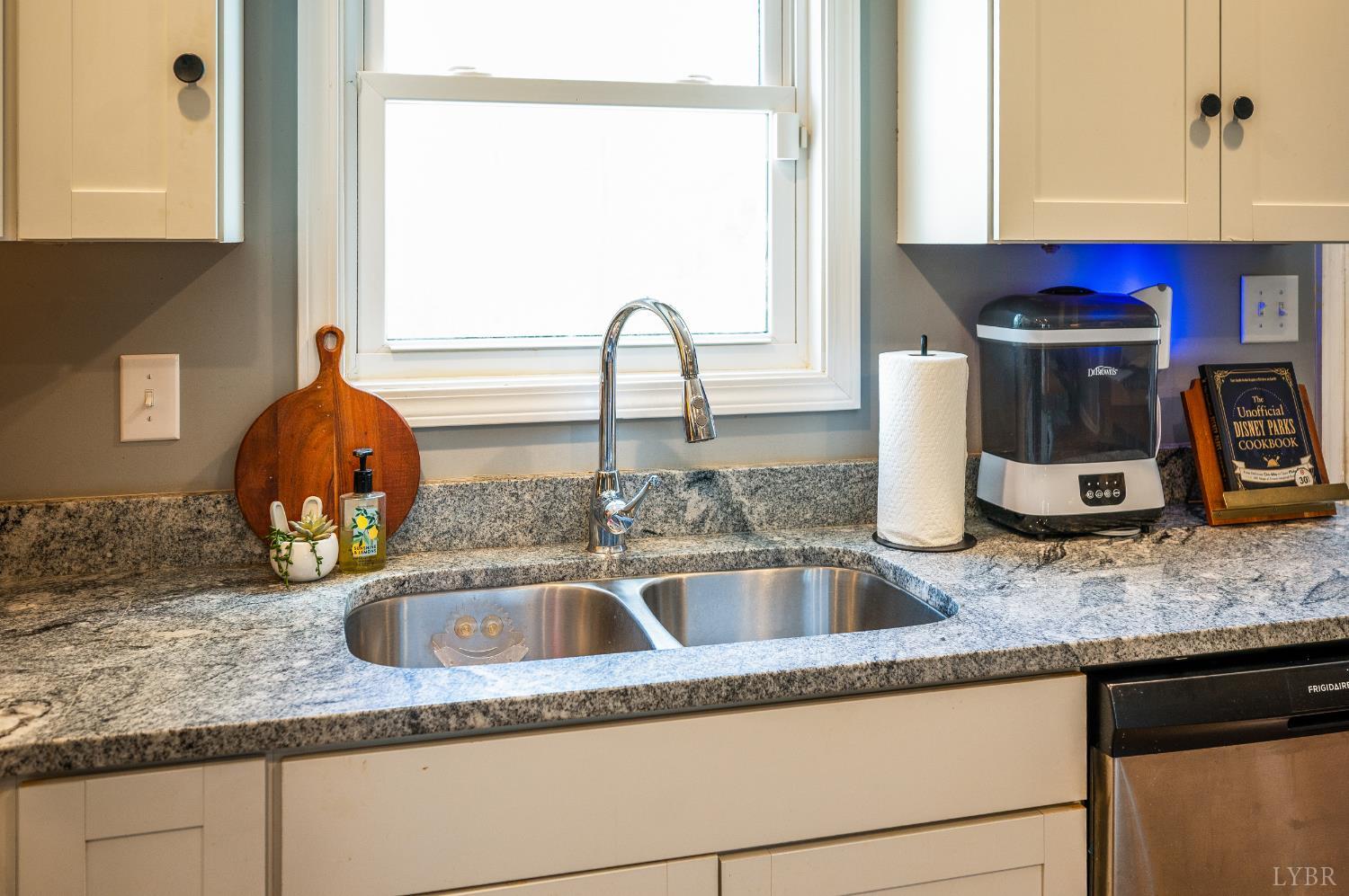 11317 Leesville Road Evington, VA 24550 - Photo 16 of 47