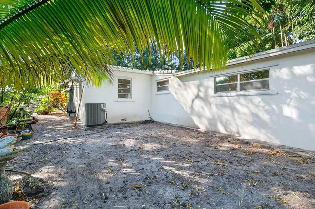 $925,000 | 25 Northwest 104th Street, Miami Shores, FL 33150
