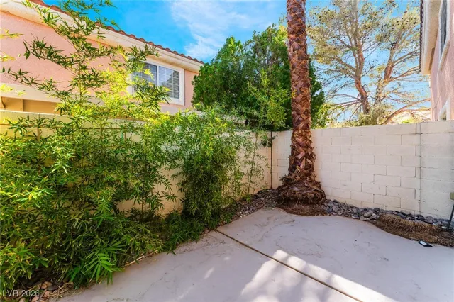 $1,750 | 8449 Majestic View Avenue, Las Vegas, NV 89129