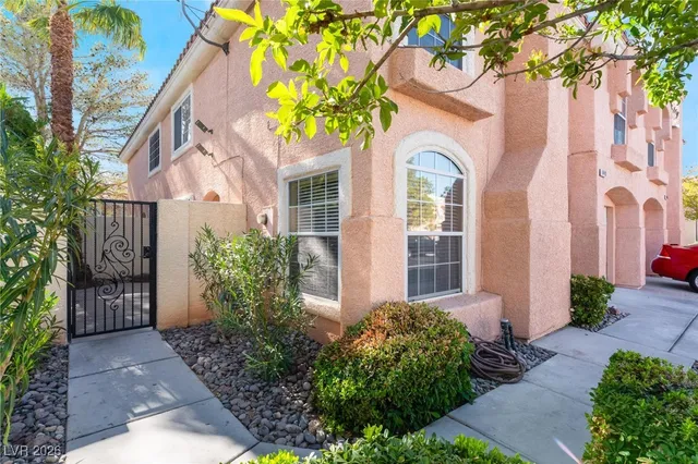 $1,750 | 8449 Majestic View Avenue, Las Vegas, NV 89129