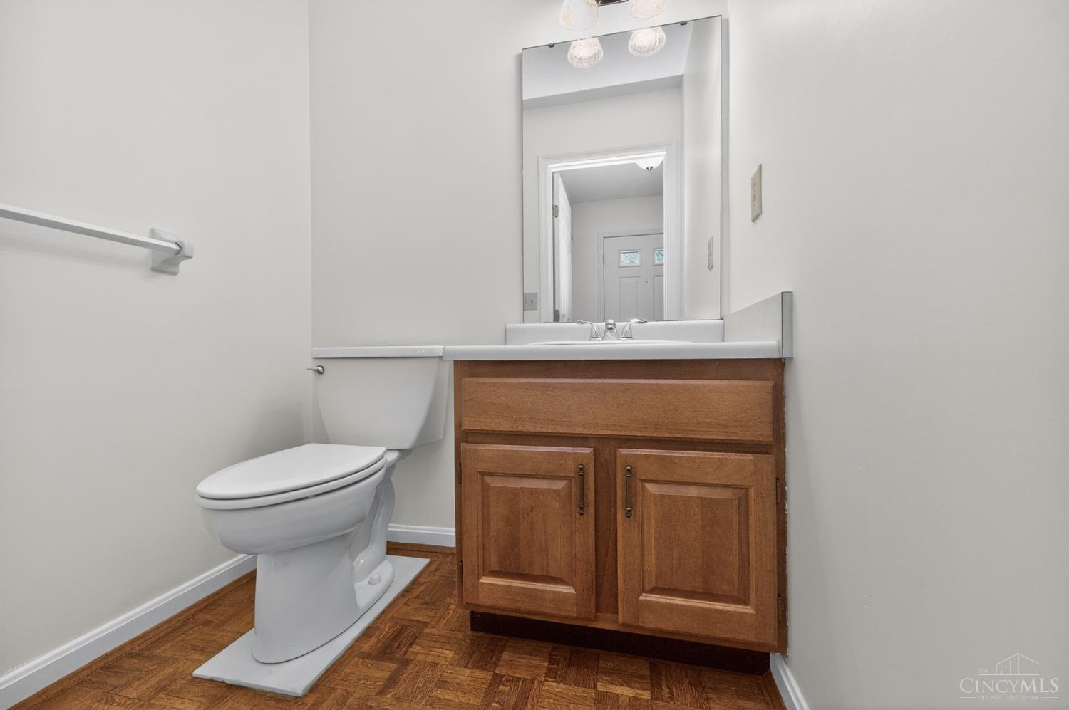 6355 Corbly Road, Unit 4 Cincinnati, OH 45230 - Photo 11 of 43