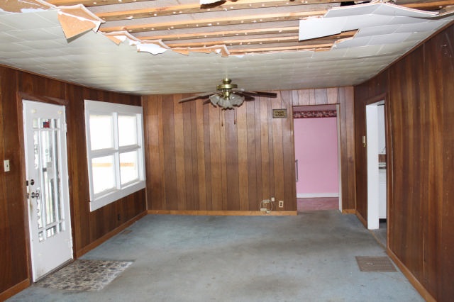 1092 Middle Leesville Road Bedford, IN 47421 - Photo 6 of 16 Gallery Image 6