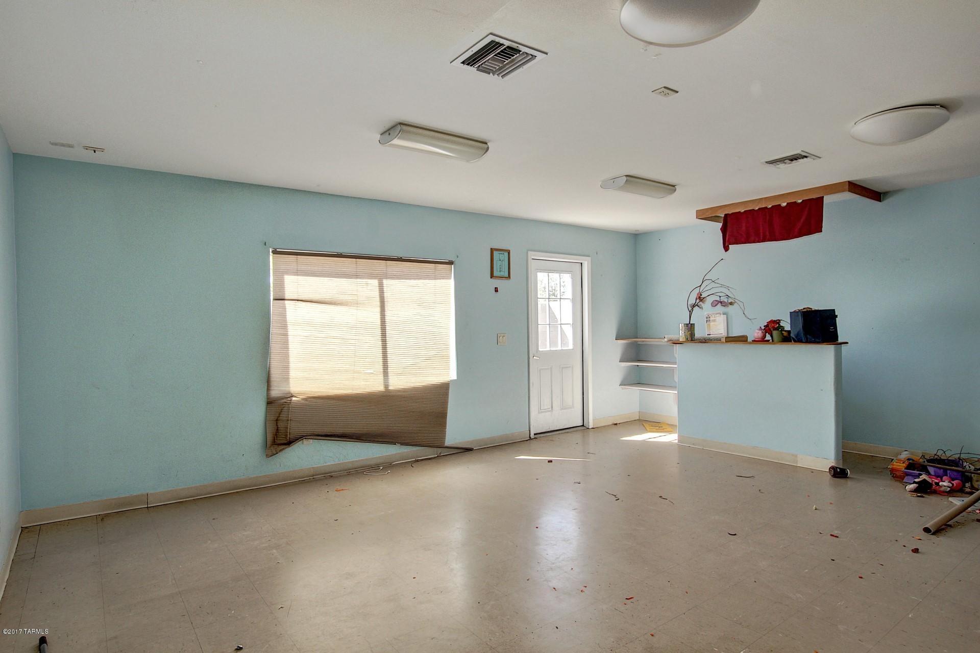 2802 West Alvaro Road Tucson, AZ 85746 - Photo 10 of 23 Gallery Image 10