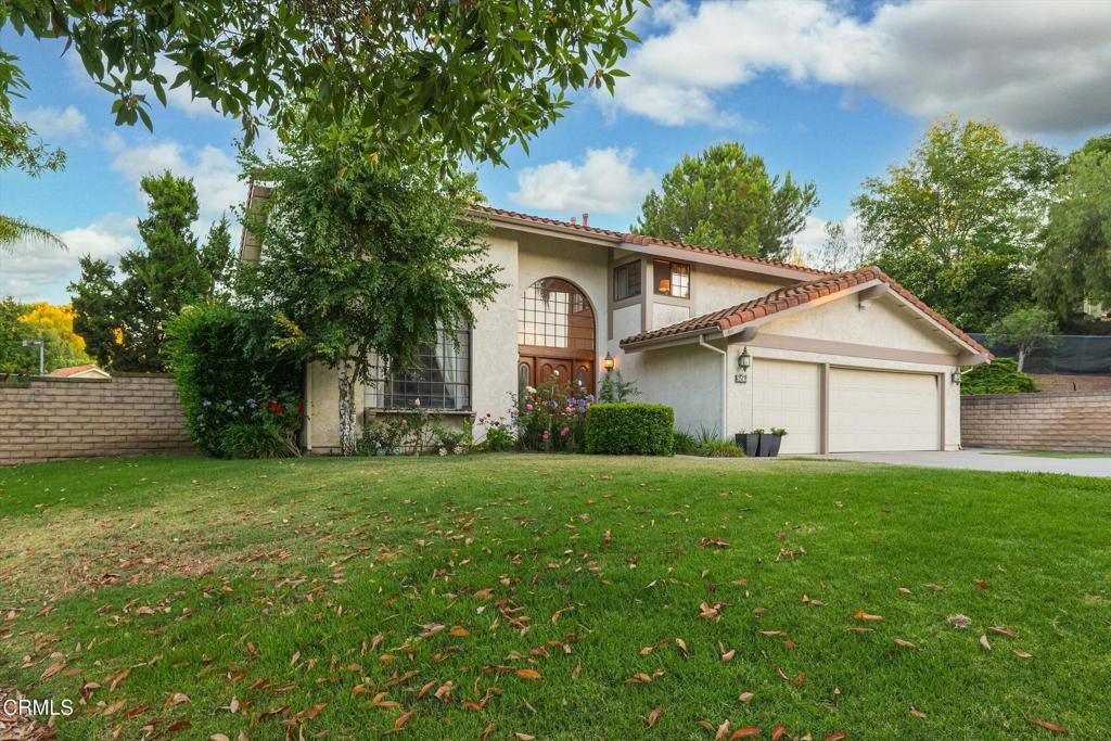 652 Stonebrook Street Simi Valley, CA 93065 - Photo 3 of 69 02-652 Stonebrook Street-2