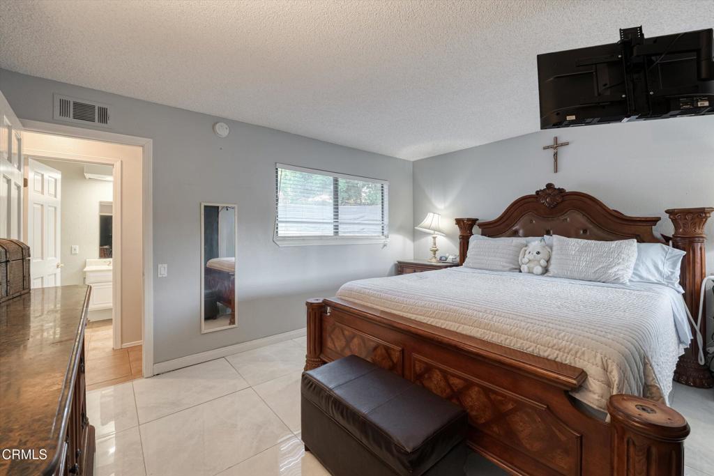 652 Stonebrook Street Simi Valley, CA 93065 - Photo 43 of 69 49-652 Stonebrook Street-49