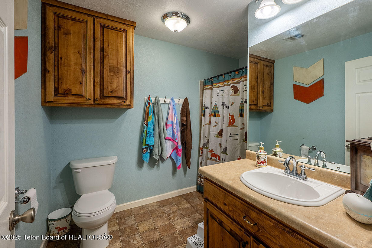 716 Bench Road Thayne, WY 83122 - Photo 16 of 31 Jenkins int 6581