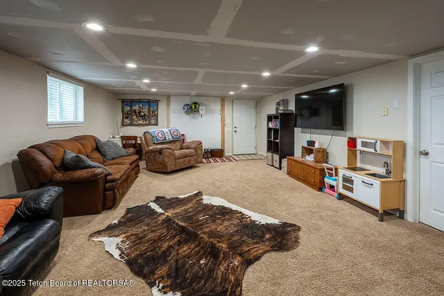 $585,000 | 716 Bench Road, Thayne, WY 83122