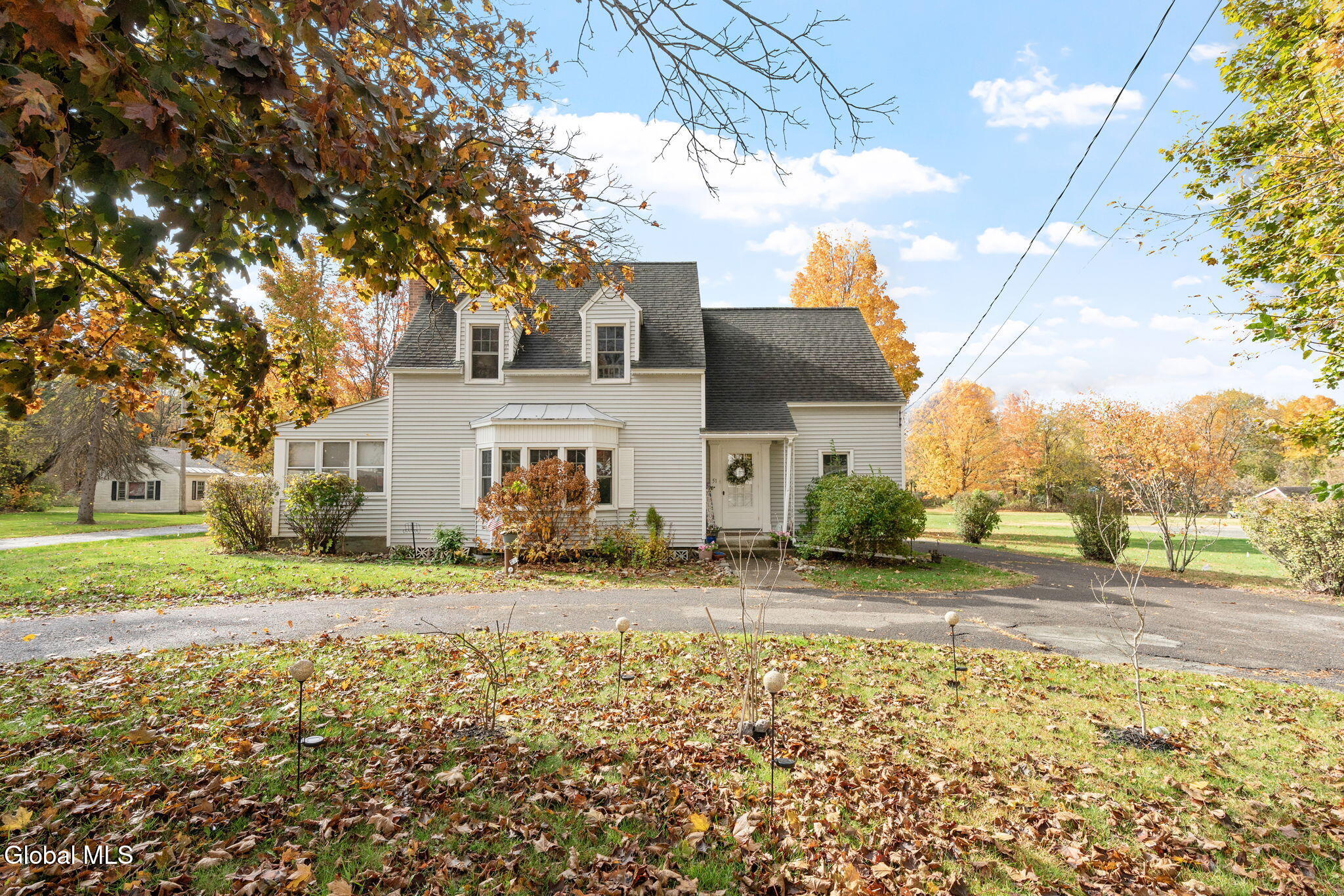 4-web-or-mls-51-main-st