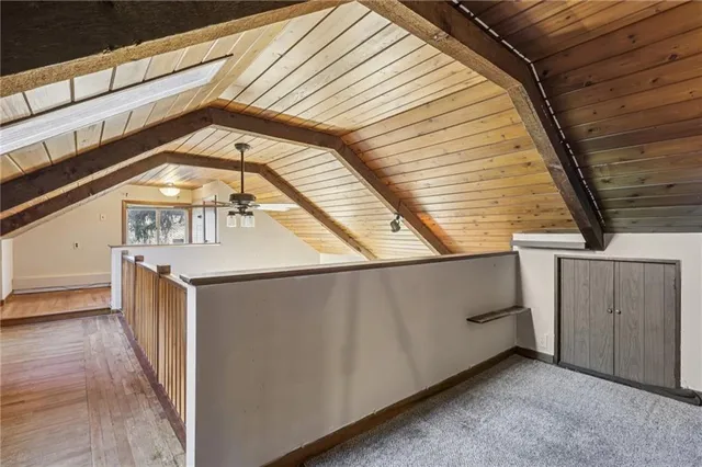 a view of a entryway