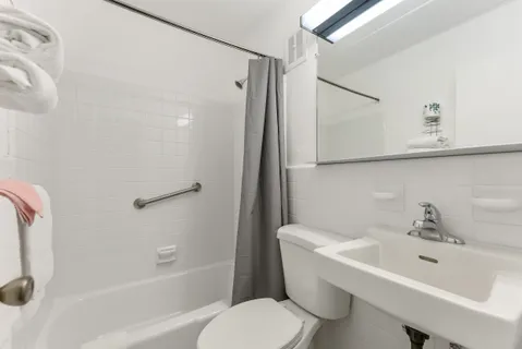 $285,000 | 2101 Surf Avenue, Unit 209, North Wildwood, NJ 08260