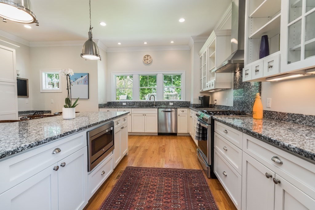 318 Trapelo Road, Unit 318 Belmont, MA 02478 - Photo 5 of 24 Gallery Image 5