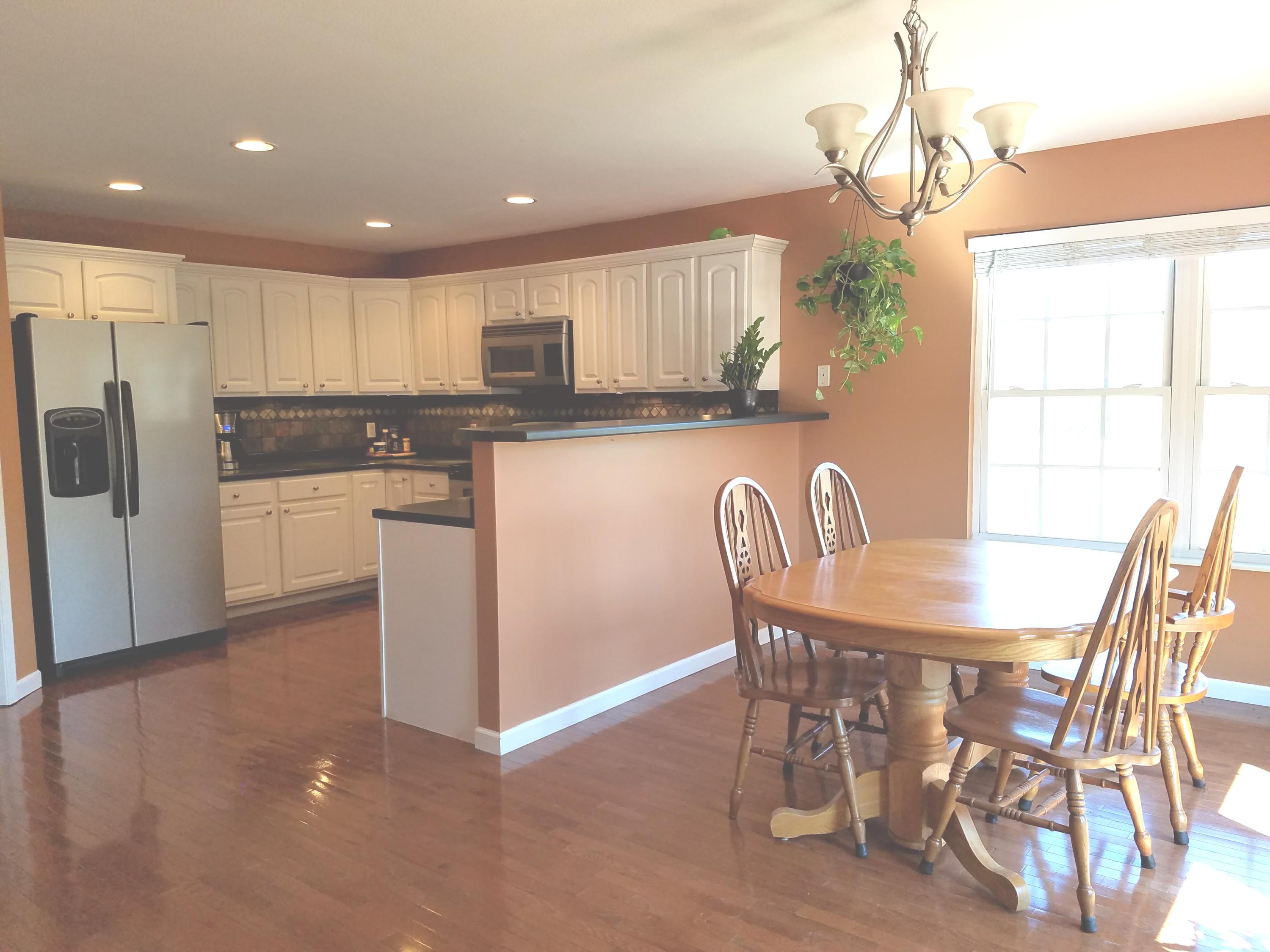 2767 Jericho Road Maryville, TN 37803 - Photo 4 of 23 Spacious kitchen/eating area