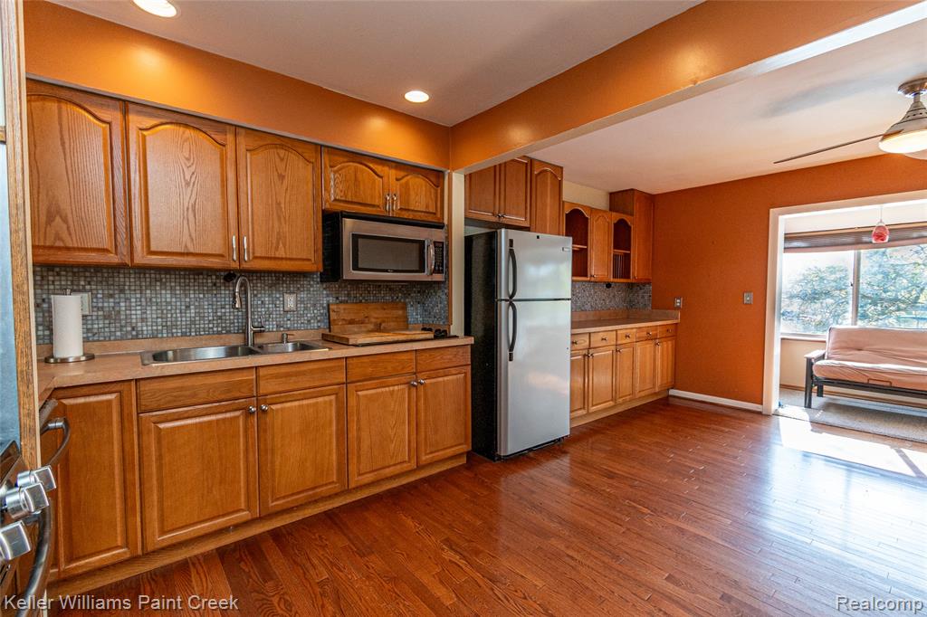 6629 Andersonville Road Clarkston, MI 48346 - Photo 11 of 52 Gallery Image 11
