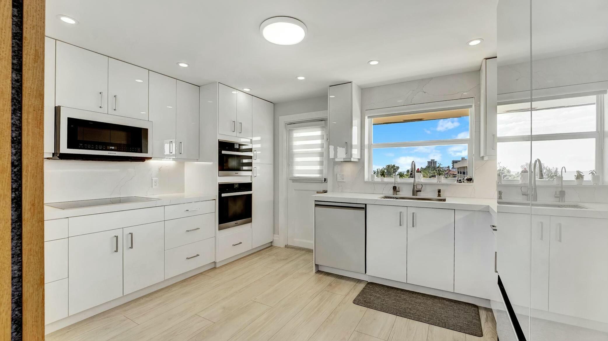2871 North Ocean Boulevard, Unit D502 Boca Raton, FL 33431 - Photo 9 of 29 tempImageF2Tl1H