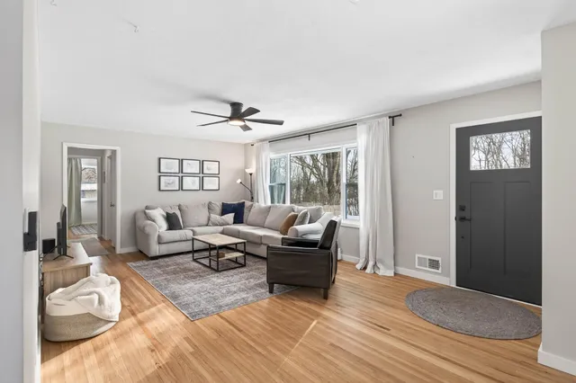 $400,000 | 6460 Elmwood Drive, Loretto, MN 55357