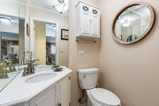 $944,900 | 2067 Butternut Lane, Northbrook, IL 60062