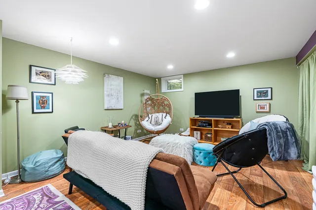 $944,900 | 2067 Butternut Lane, Northbrook, IL 60062