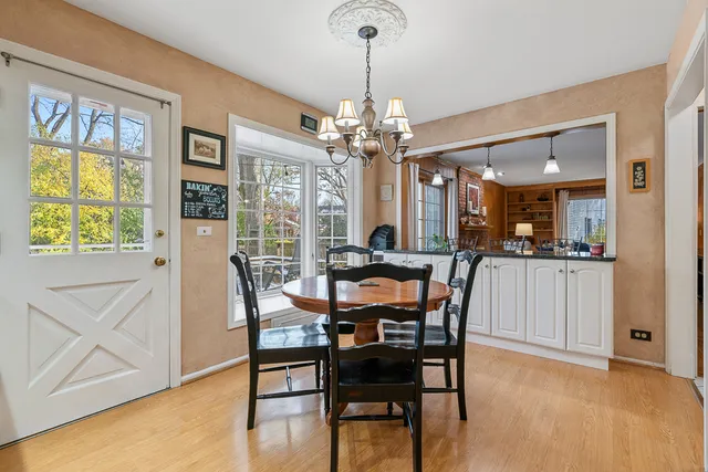 $944,900 | 2067 Butternut Lane, Northbrook, IL 60062