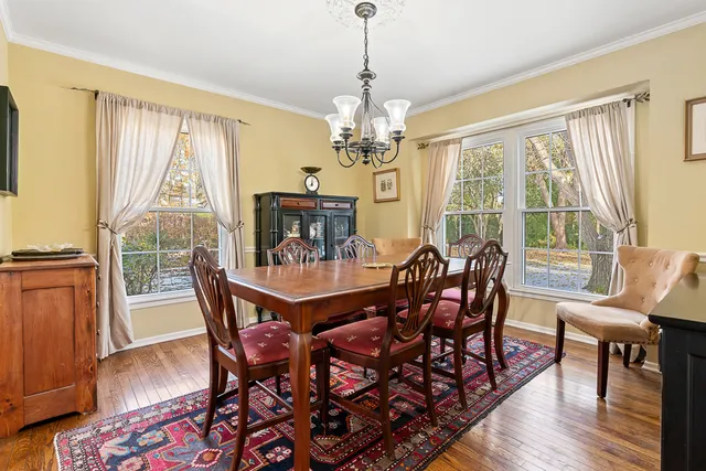 $944,900 | 2067 Butternut Lane, Northbrook, IL 60062