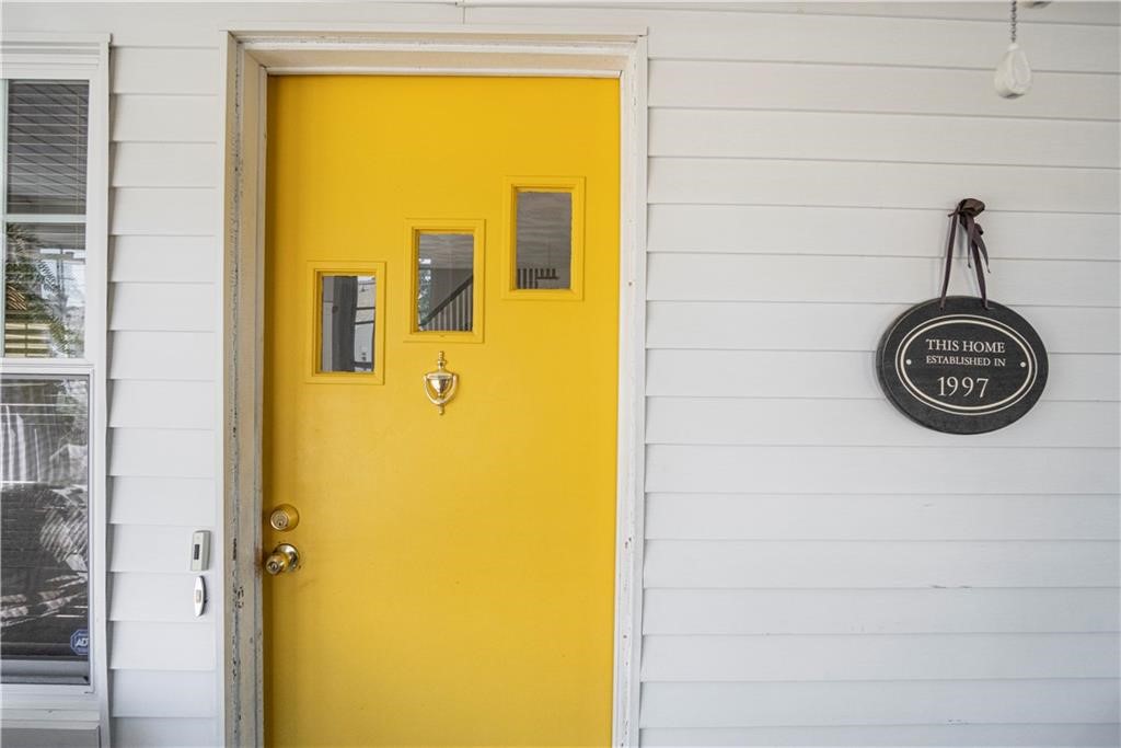 20 Ausdale Road Cranston, RI 02910 - Photo 4 of 27
