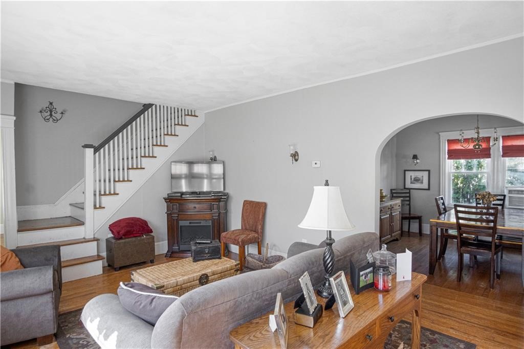 20 Ausdale Road Cranston, RI 02910 - Photo 7 of 27