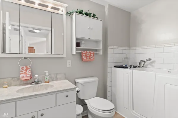 $227,900 | 201 Blue Ribbon Court, Rushville, IN 46173