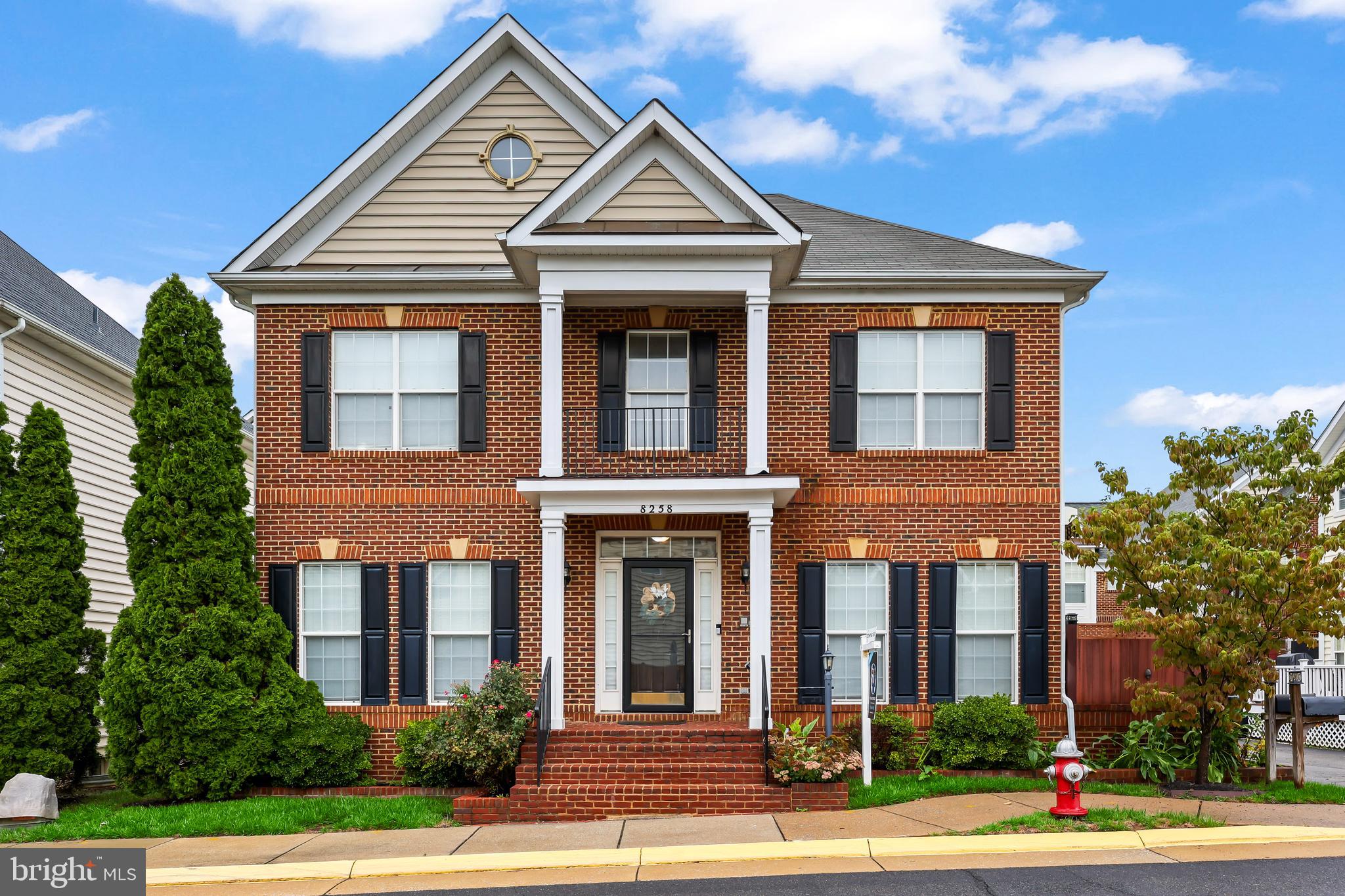 8258 Laurel Heights Loop