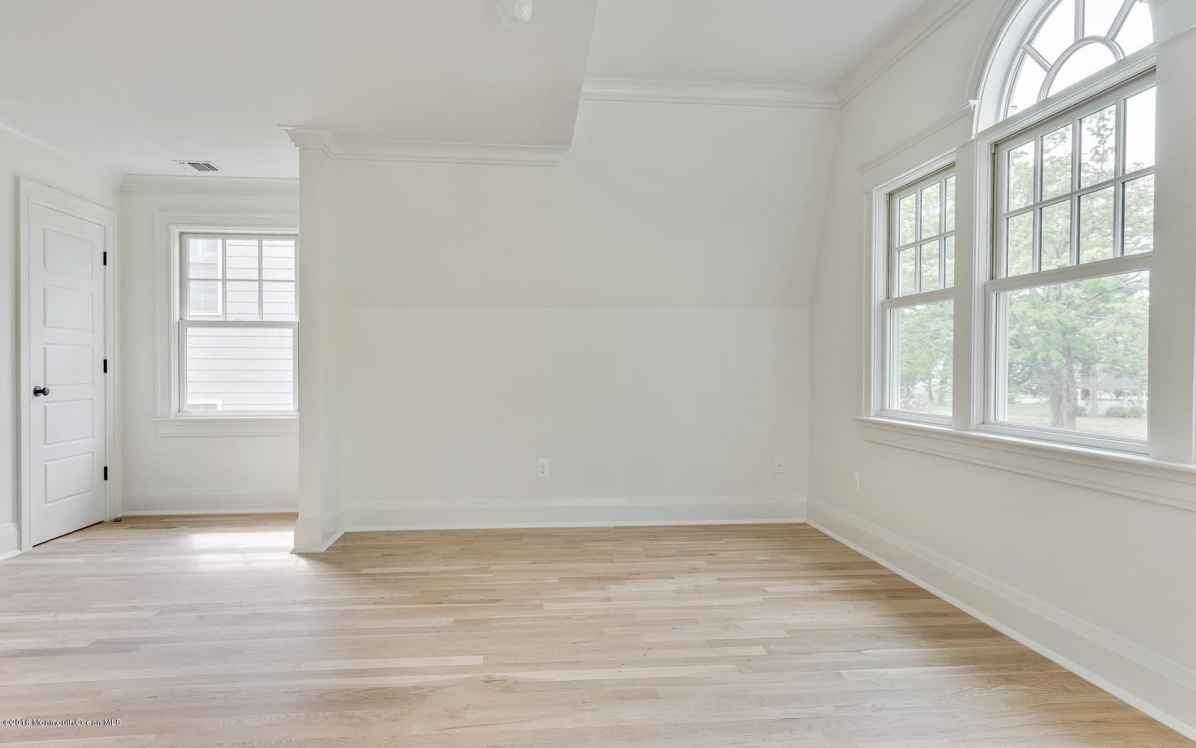 413 Washington Avenue Spring Lake, NJ 07762 - Photo 37 of 68 45-photo-web-1680x1050-116427