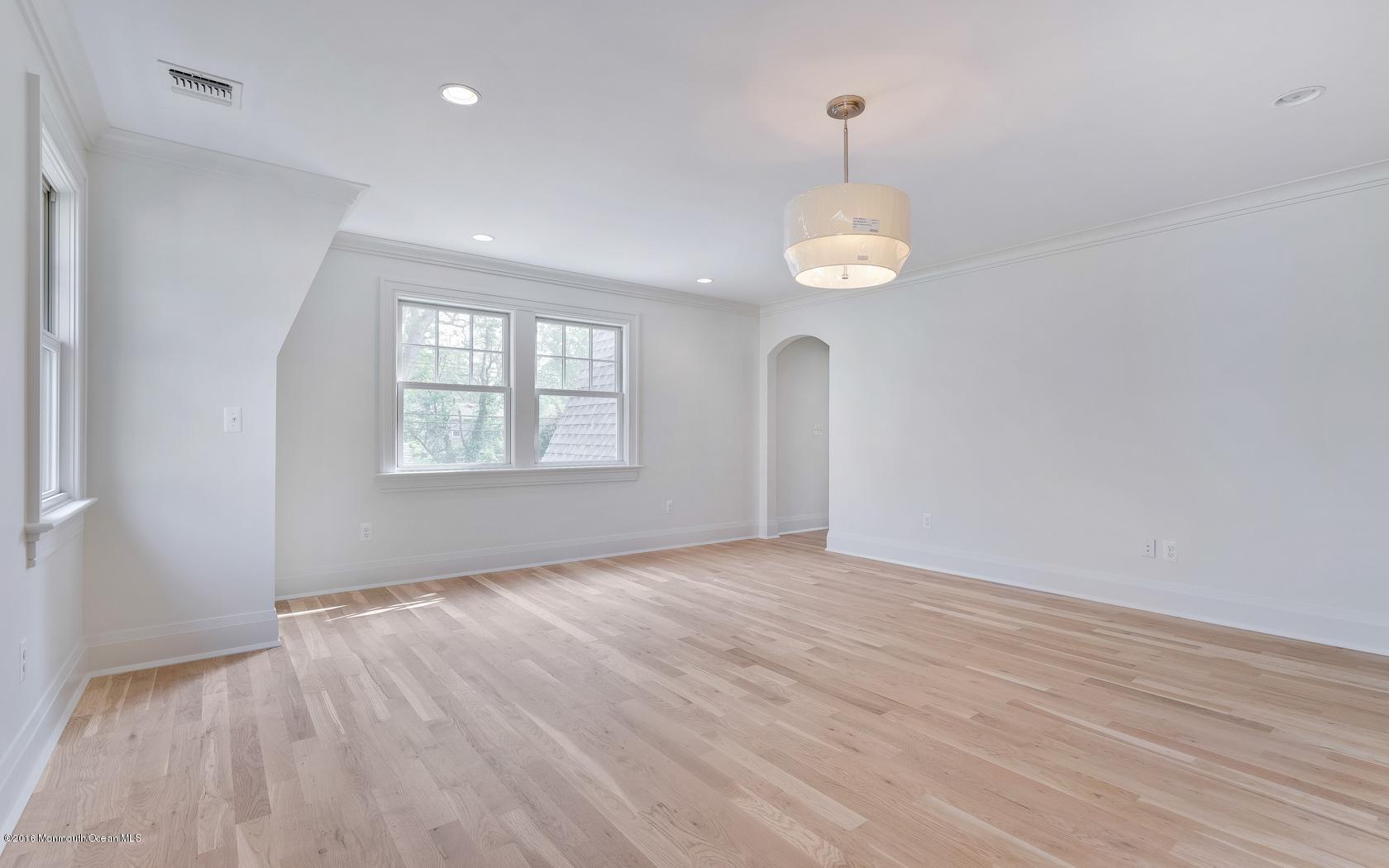 413 Washington Avenue Spring Lake, NJ 07762 - Photo 43 of 68 55-photo-web-1680x1050-104477