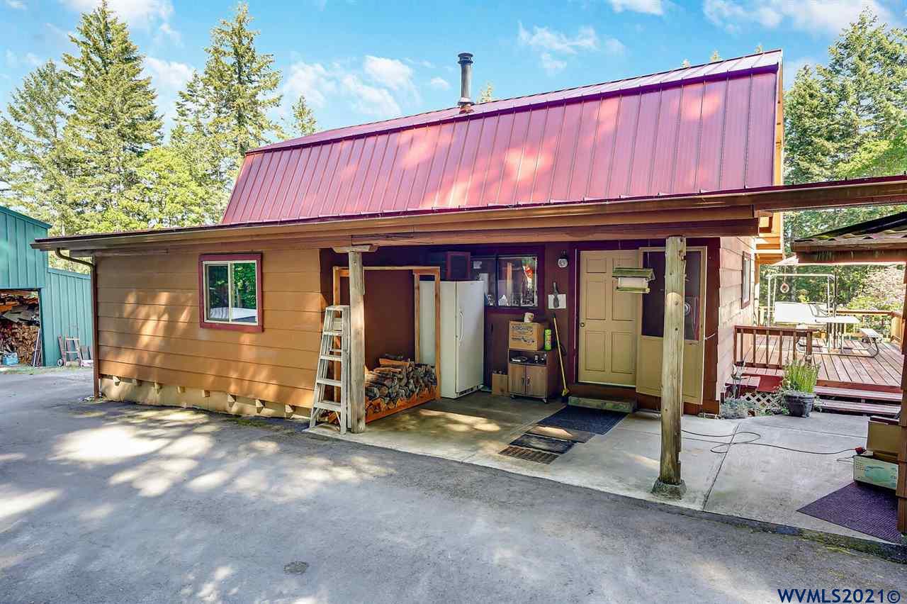 27651 Thomson Mill Road Sheridan, OR 97378 - Photo 8 of 27 Gallery Image 8