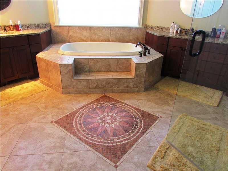 559 Achortown Road Beaver Falls, PA 15010 - Photo 7 of 23 Master Bath/Spa.