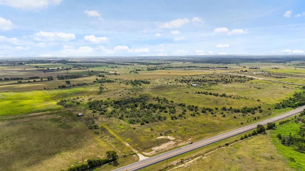 281 South Hamilton Tx 76531 Hamilton, TX 76531 - Photo 7 of 28 a view of a city