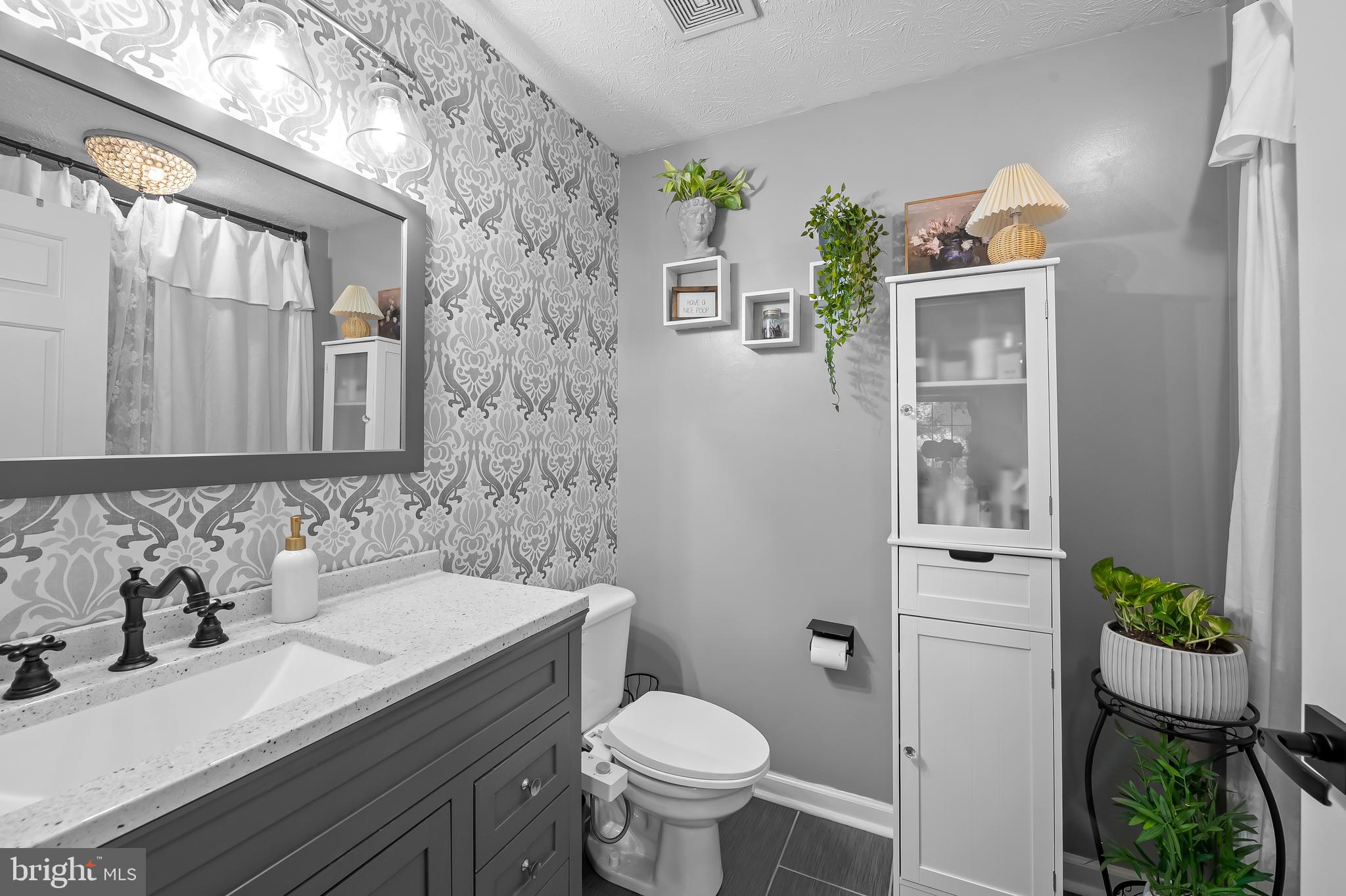 4713 Shellbark Road, Unit 4713 Owings Mills, MD 21117 - Photo 17 of 27 Primary bathroom