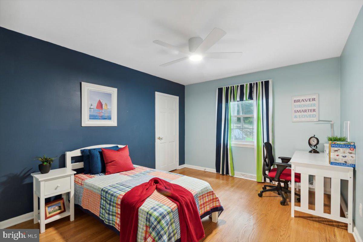 13 Weirwood Road Wayne, PA 19087 - Photo 27 of 59 3rd Bedroom