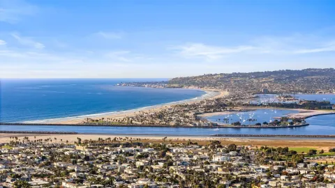 $2,394,997 | 4377 Newport Avenue, San Diego, CA 92107