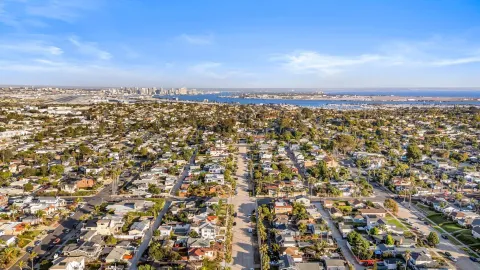 $2,395,000 | 4377 Newport Avenue, San Diego, CA 92107