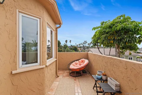 $2,395,000 | 4377 Newport Avenue, San Diego, CA 92107
