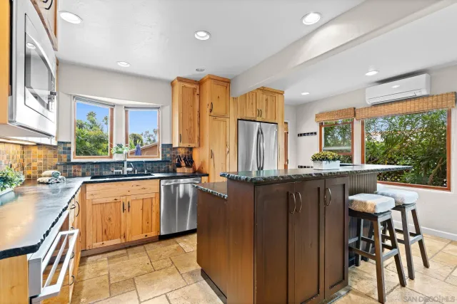 $2,395,000 | 4377 Newport Avenue, San Diego, CA 92107