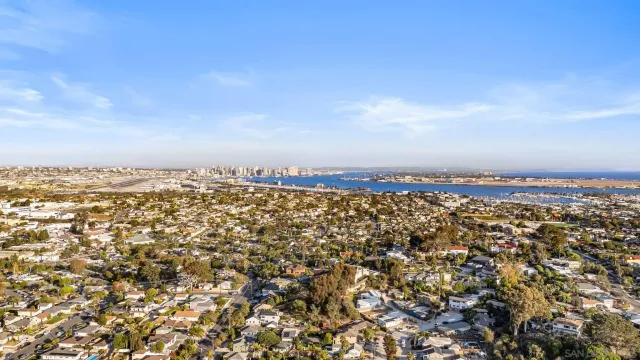 $2,395,000 | 4377 Newport Avenue, San Diego, CA 92107