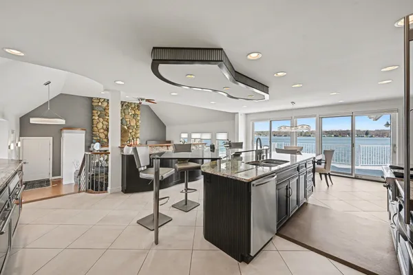 $1,500,000 | 459 Treasure Island Drive, Mattawan, MI 49071