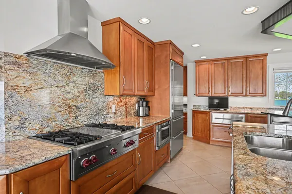 $1,500,000 | 459 Treasure Island Drive, Mattawan, MI 49071