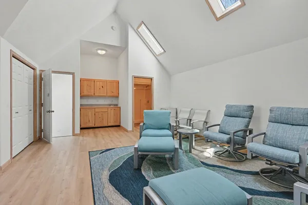 $1,500,000 | 459 Treasure Island Drive, Mattawan, MI 49071