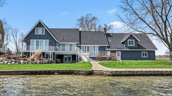 $1,500,000 | 459 Treasure Island Drive, Mattawan, MI 49071