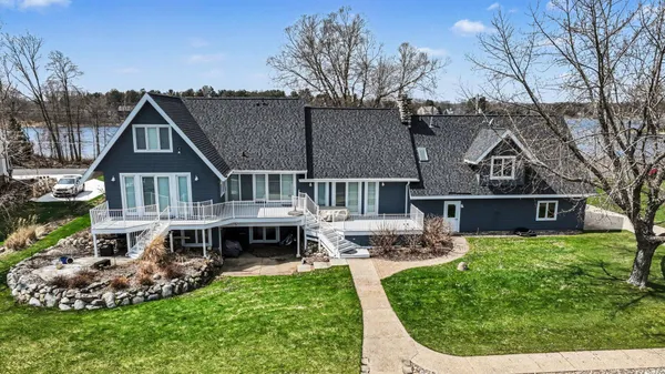 $1,500,000 | 459 Treasure Island Drive, Mattawan, MI 49071