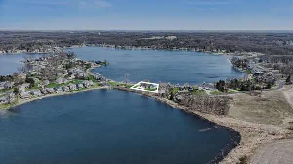 $1,500,000 | 459 Treasure Island Drive, Mattawan, MI 49071