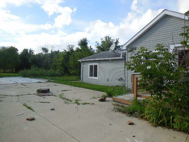 14265 South Telegraph Road Monroe, MI 48161 - Photo 6 of 6 20418399-5.JPG